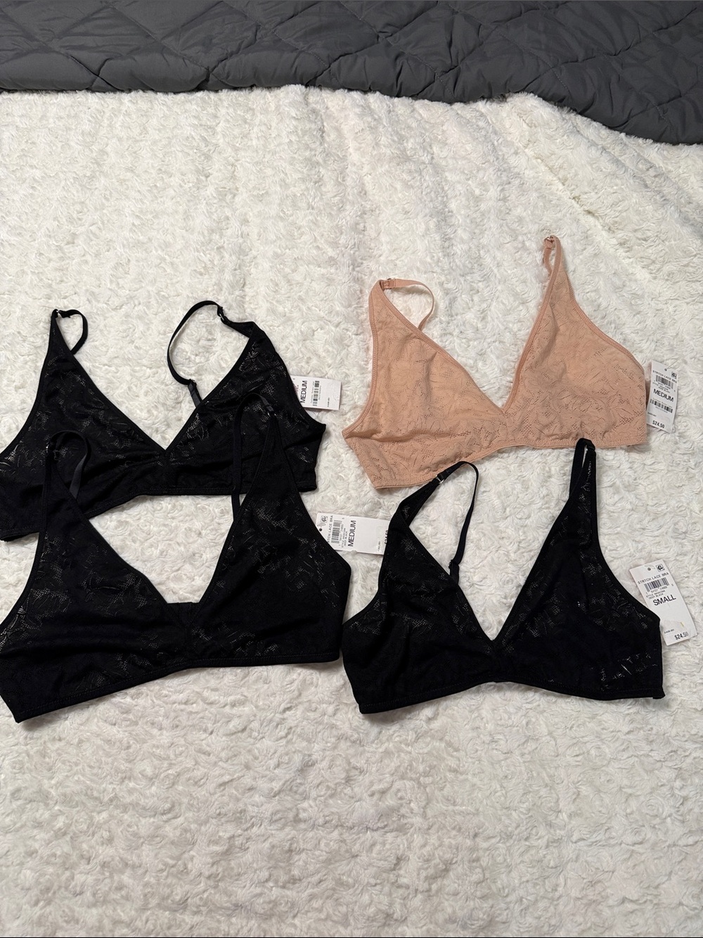 State of day - 4 bundle Women’s Lace Bralette - Black and Nude 3 medium 1 small